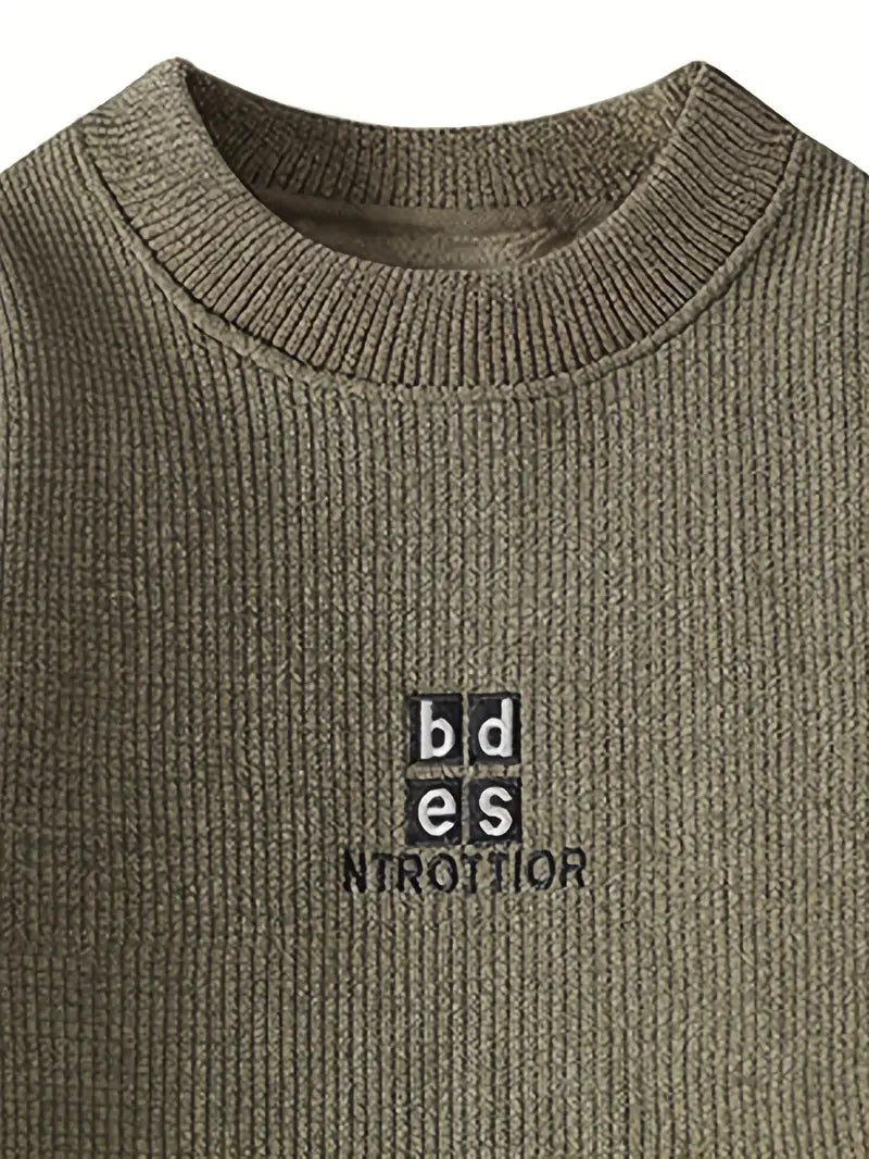 Decorail™ Clean Stitch Embroidered Sweater – Olive Green