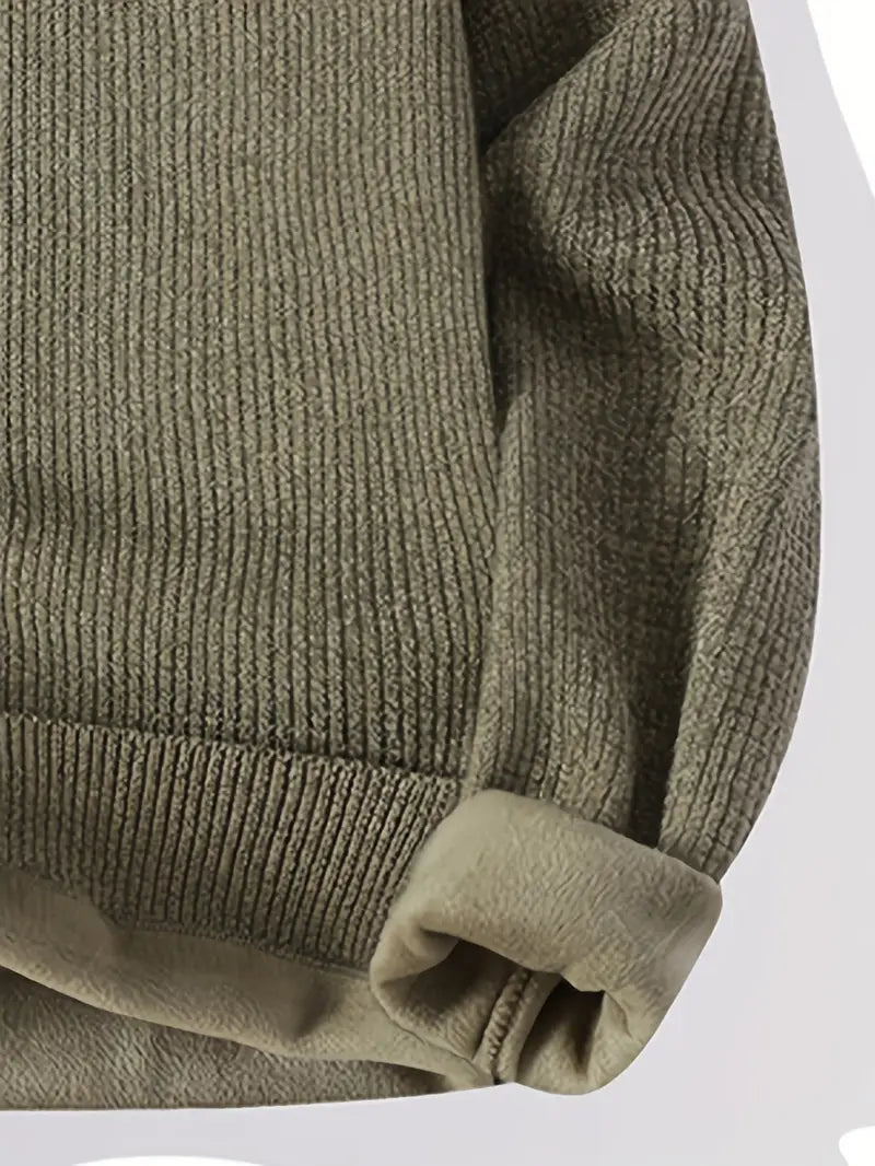 Decorail™ Clean Stitch Embroidered Sweater – Olive Green