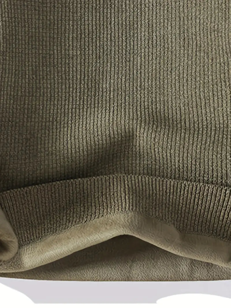 Decorail™ Clean Stitch Embroidered Sweater – Olive Green